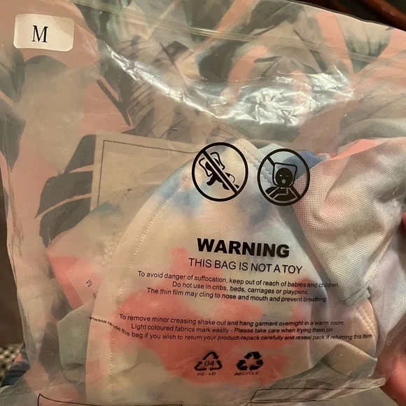 3 Piece Bikini from SHEIN!*still new and packaged*ihad accidentally ordered 2! - Picture 3 of 4